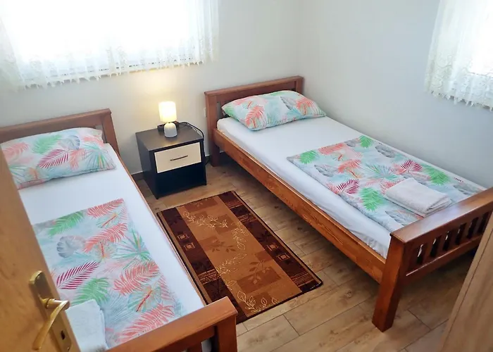 Mariva * Starigrad Paklenica