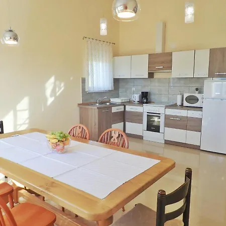 Apartment Mariva *